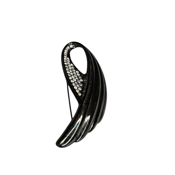 YSL Black / Grey Rhinestone Wing Brooch - Picture 2 of 6